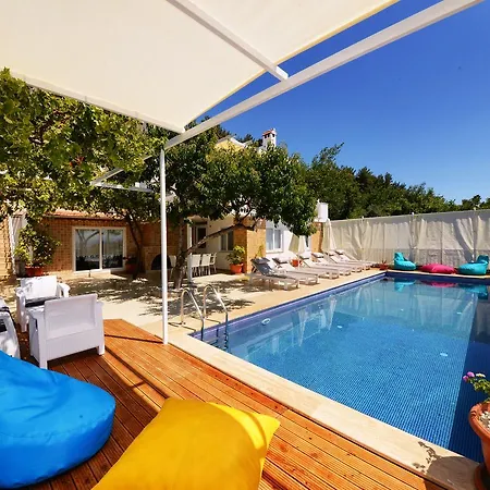 Villa Villa Murat Uezuemlue *